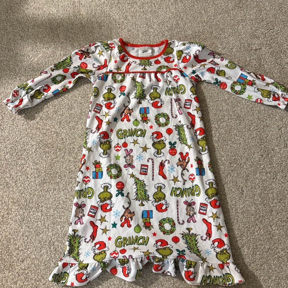 Dr Seuss - The Grinch 4T pajamas